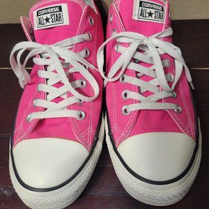 Chuck Taylors - All Stars